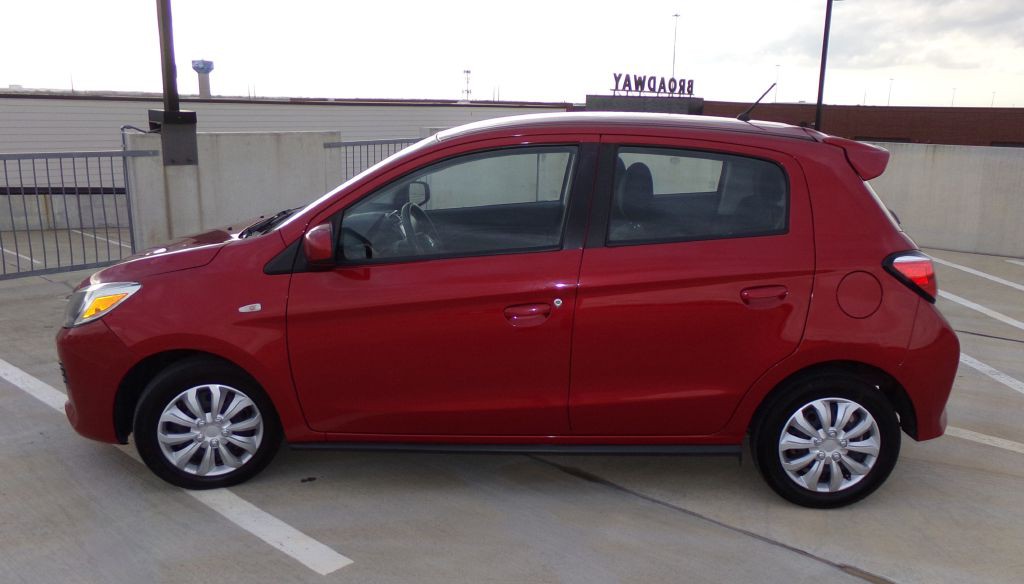2021 Mitsubishi Mirage Image 1