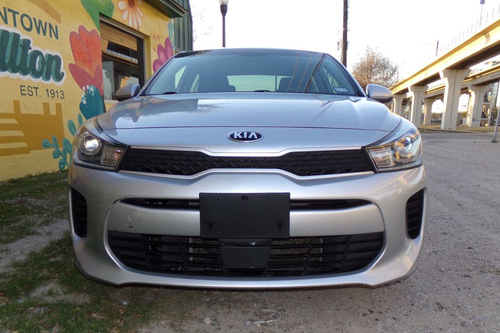 2019 Kia Rio Image 3