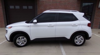 Image for 2020 Hyundai Venue SEL ID: 6825255