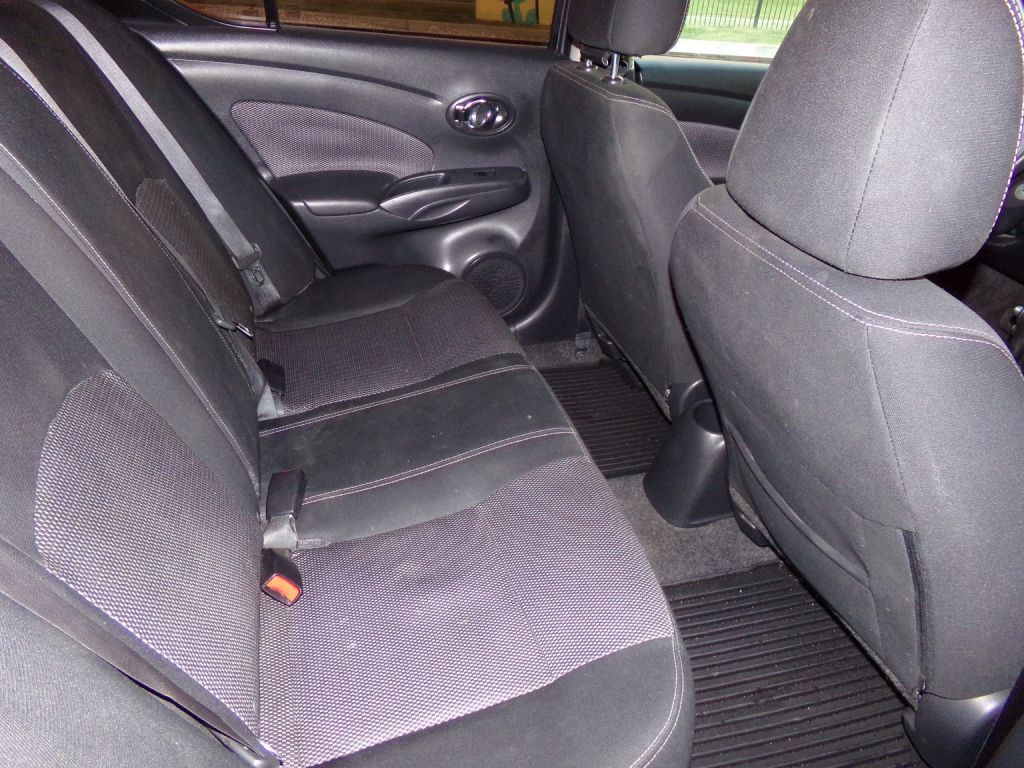 2019 Nissan Versa Image 14