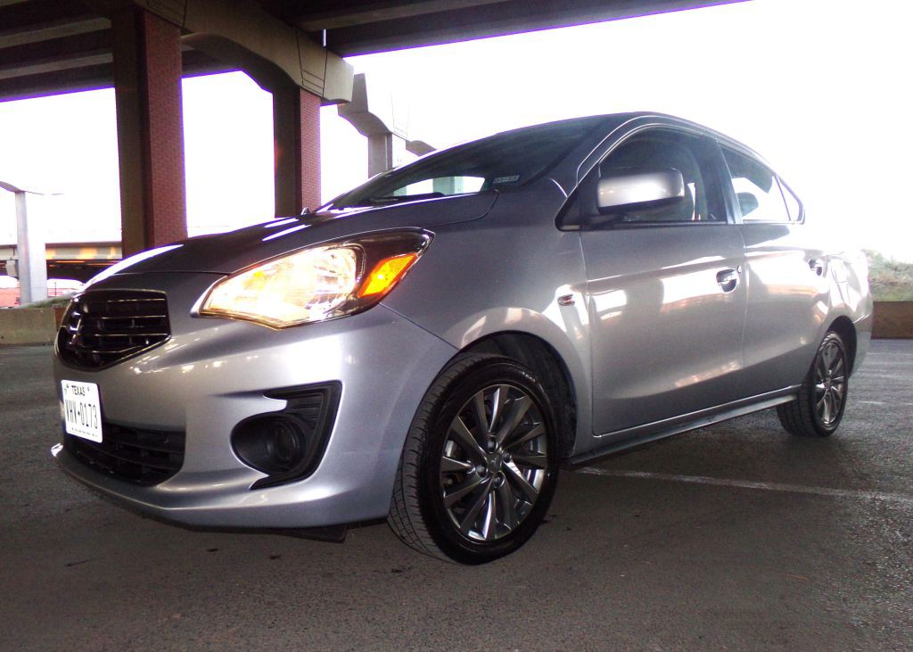2019 Mitsubishi Mirage Image 2