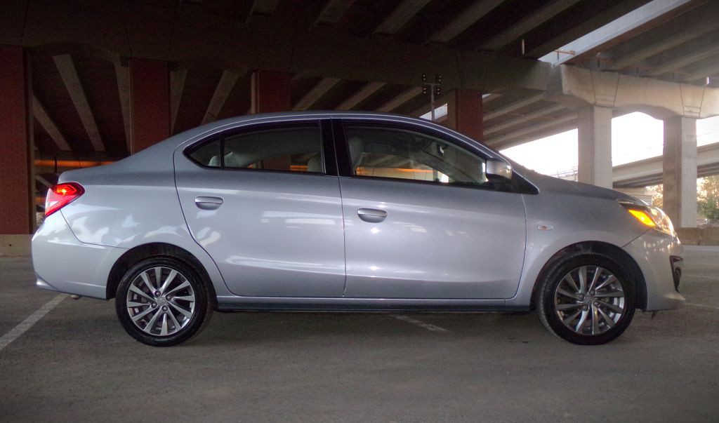 2019 Mitsubishi Mirage Image 4