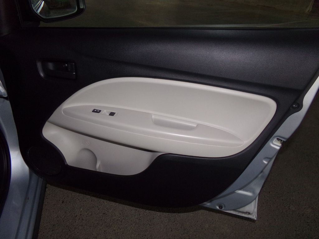 2019 Mitsubishi Mirage Image 18