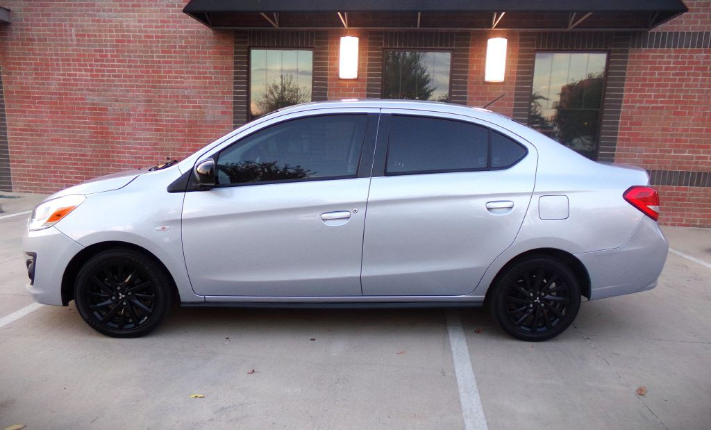 2020 Mitsubishi Mirage Image 1