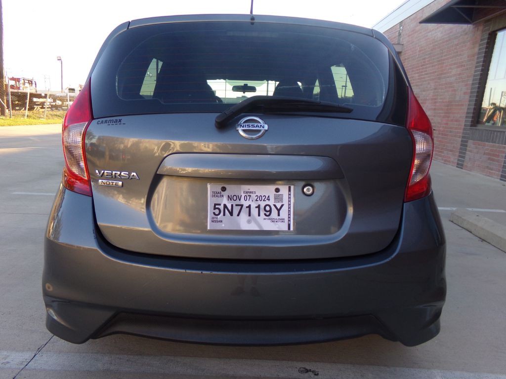 2018 Nissan Versa Image 5