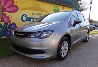 Image for 2020 Chrysler Voyager LXI ID: 6863732