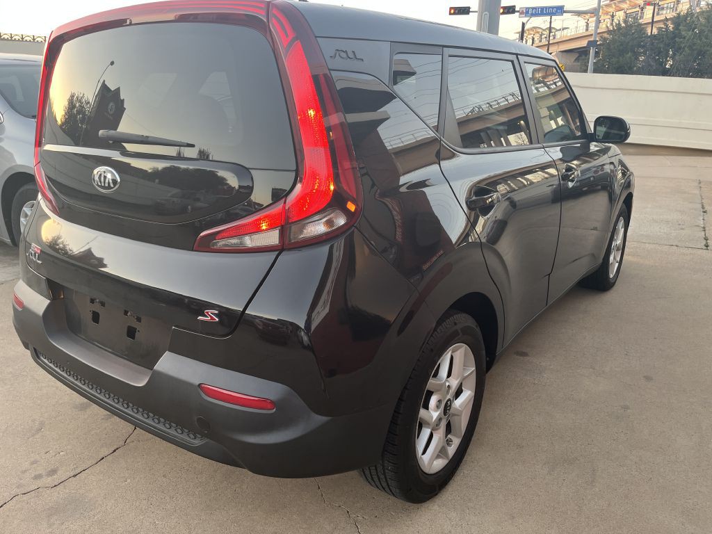 2020 Kia Soul Image 6