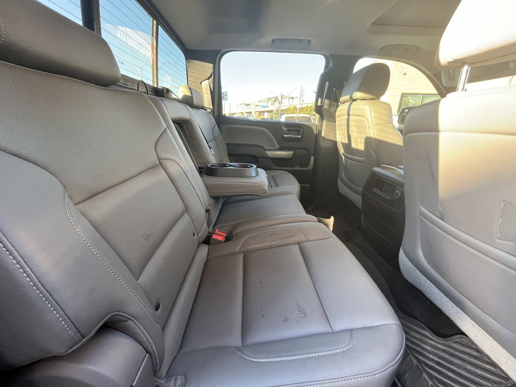 2015 GMC Sierra Image 16