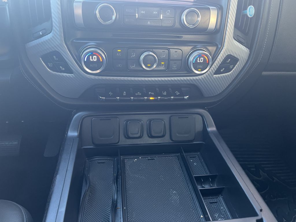 2015 GMC Sierra Image 18