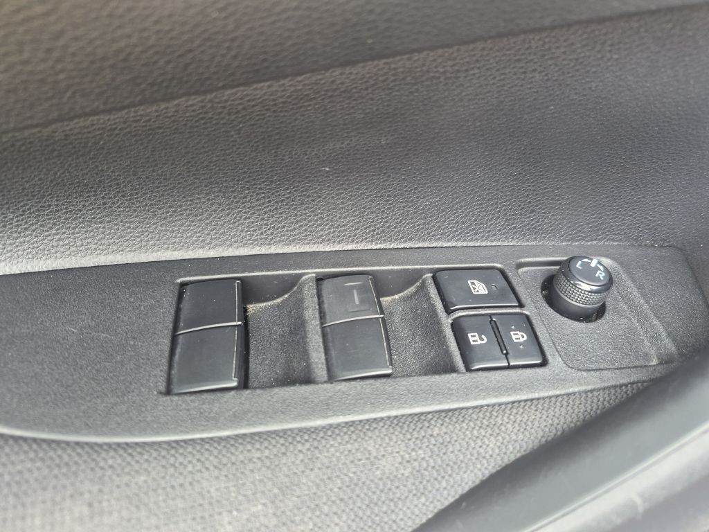 2021 Toyota Corolla Image 18