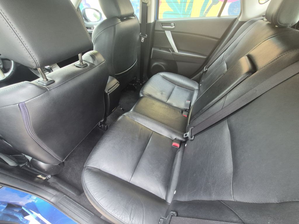 2012 Mazda Mazda3 Image 7