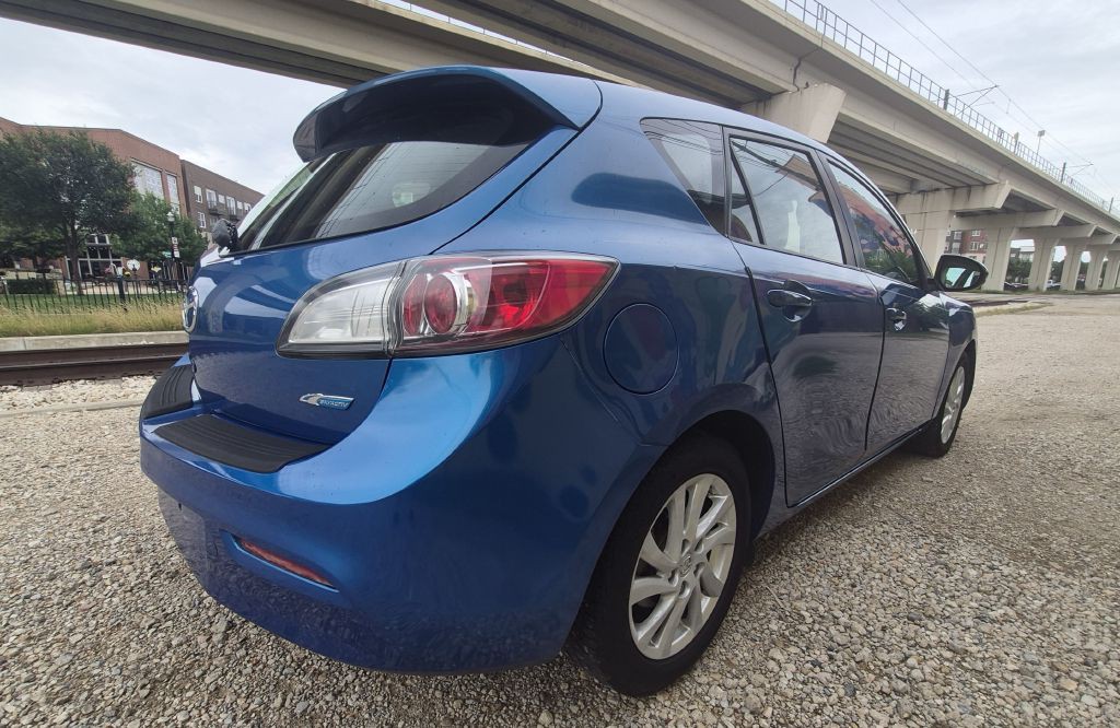 2012 Mazda Mazda3 Image 8