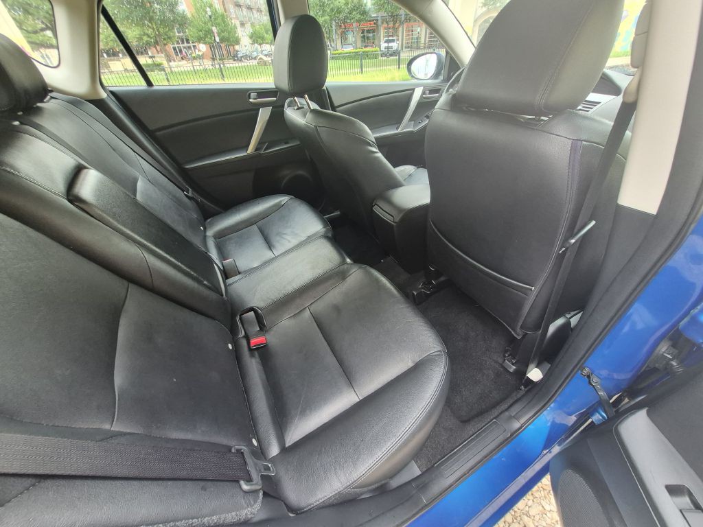 2012 Mazda Mazda3 Image 12