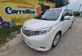 Image for 2017 Toyota Sienna XLE ID: 7462949