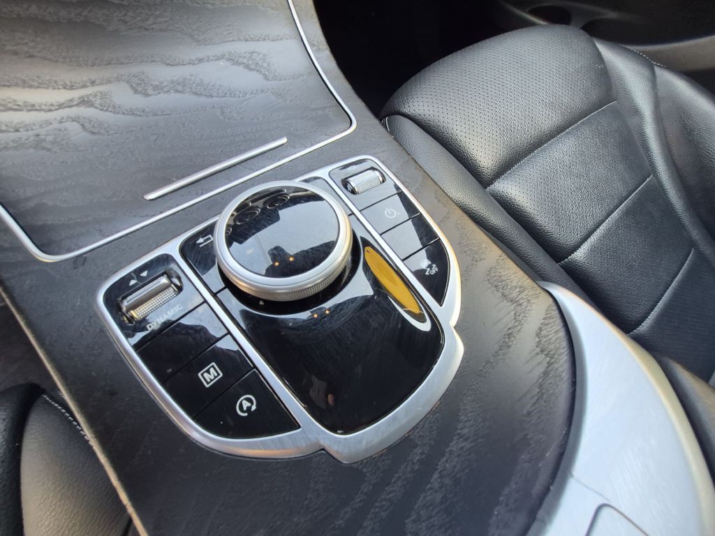 2018 Mercedes-Benz GLC-Class Image 8