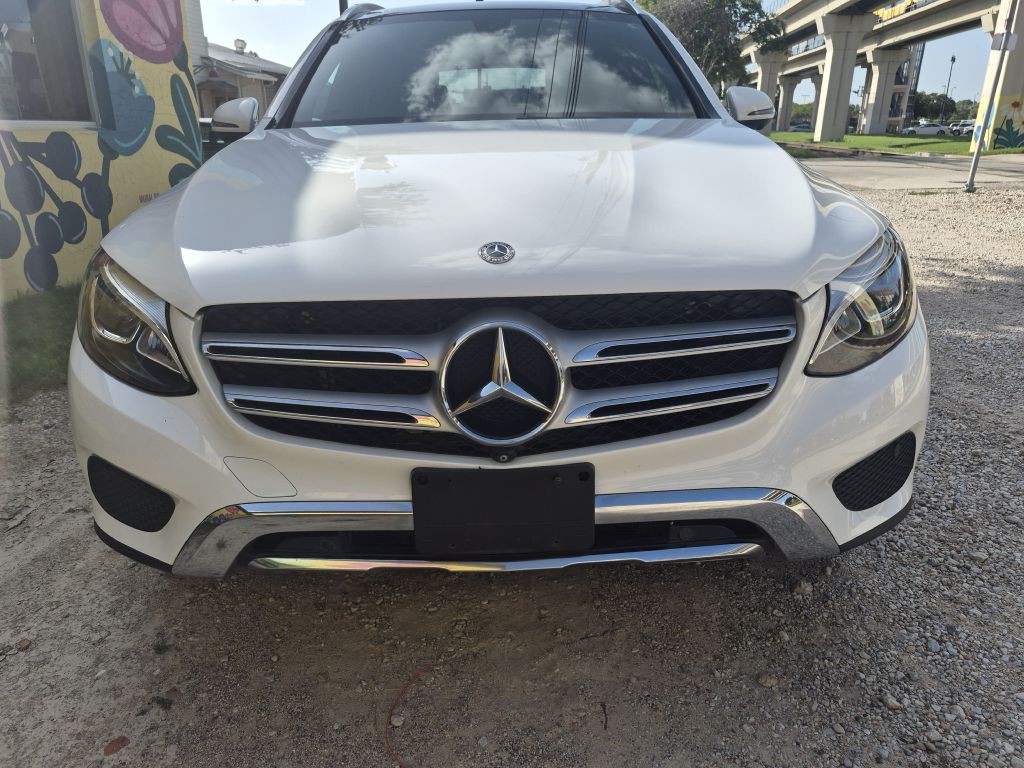2018 Mercedes-Benz GLC-Class Image 16
