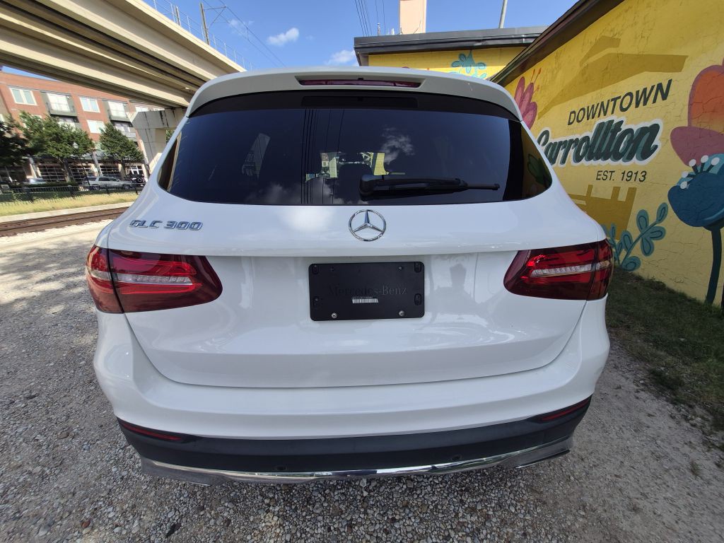 2018 Mercedes-Benz GLC-Class Image 23