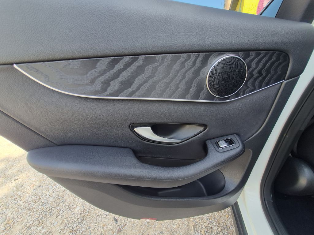 2018 Mercedes-Benz GLC-Class Image 27