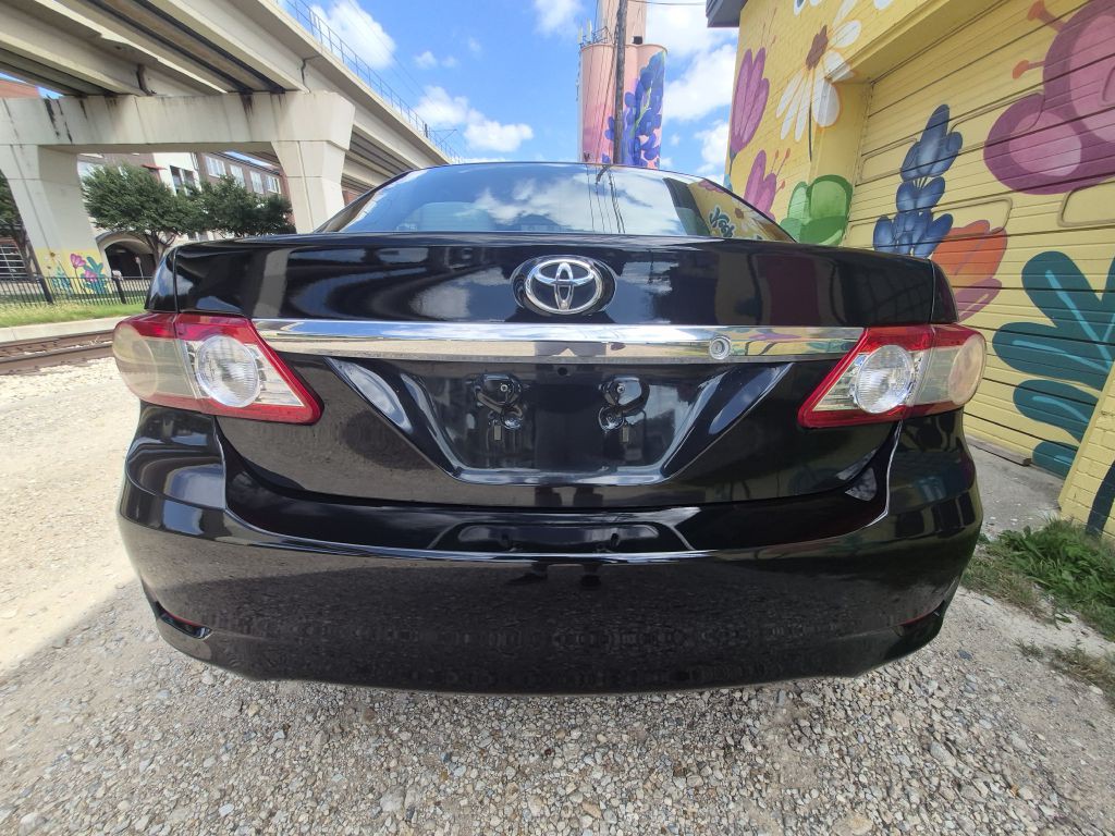 2012 Toyota Corolla Image 6