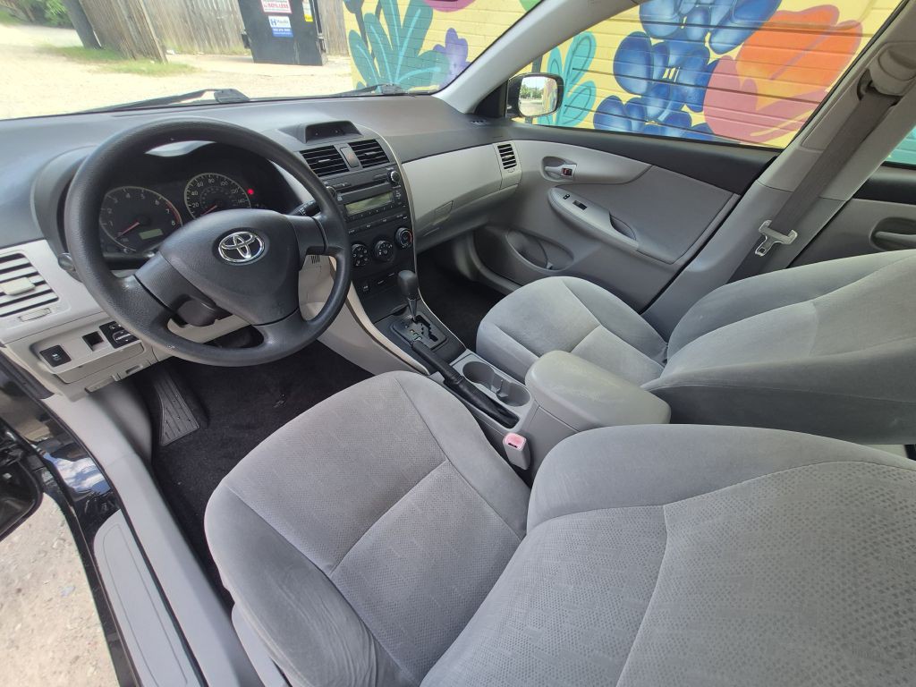 2012 Toyota Corolla Image 10