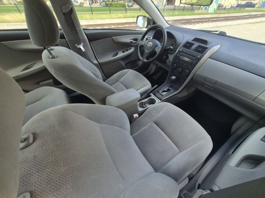 2012 Toyota Corolla Image 17