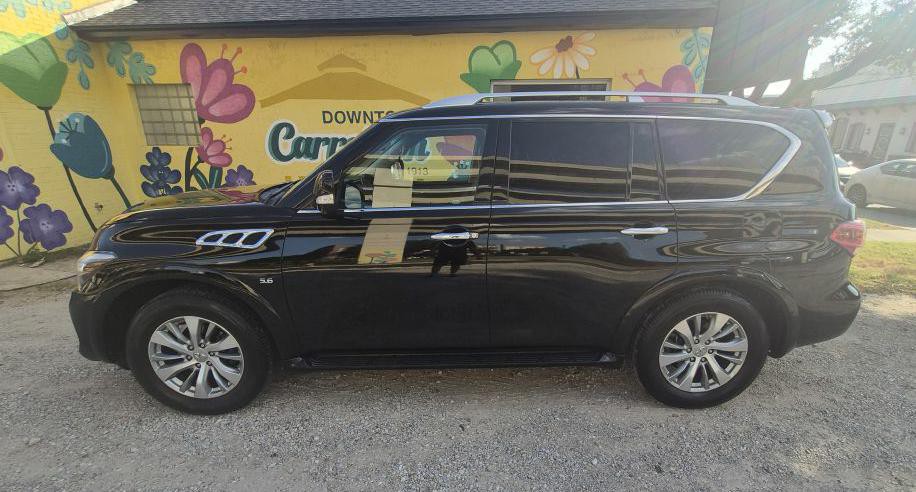 2017 INFINITI QX80 Image 2