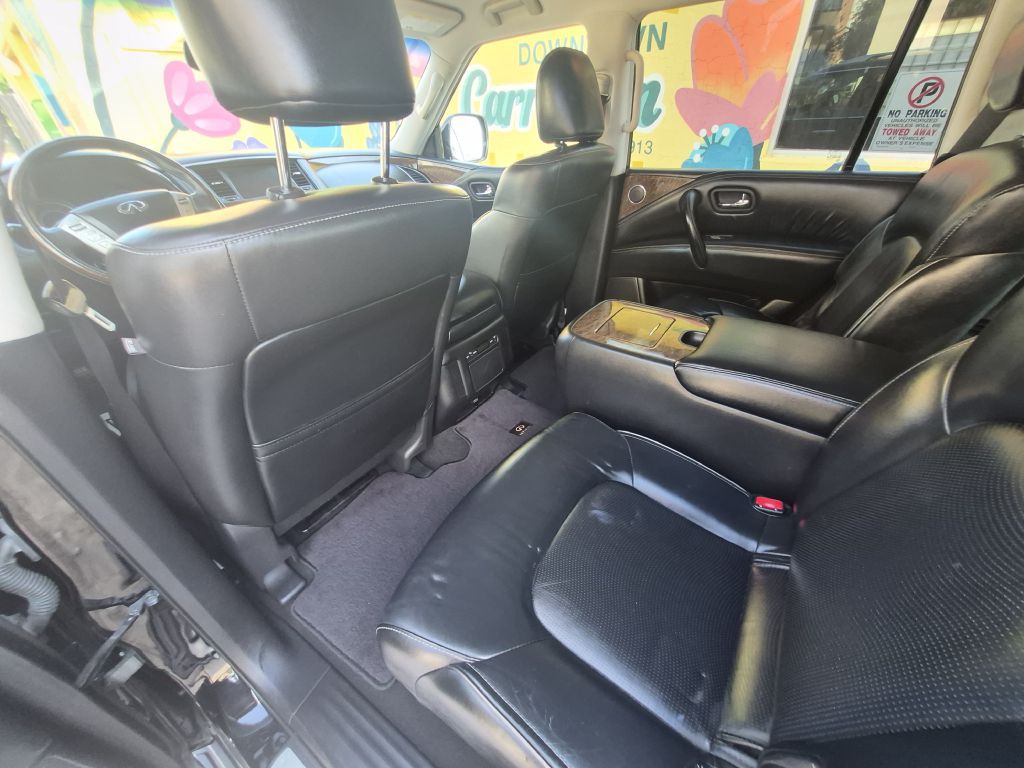 2017 INFINITI QX80 Image 15