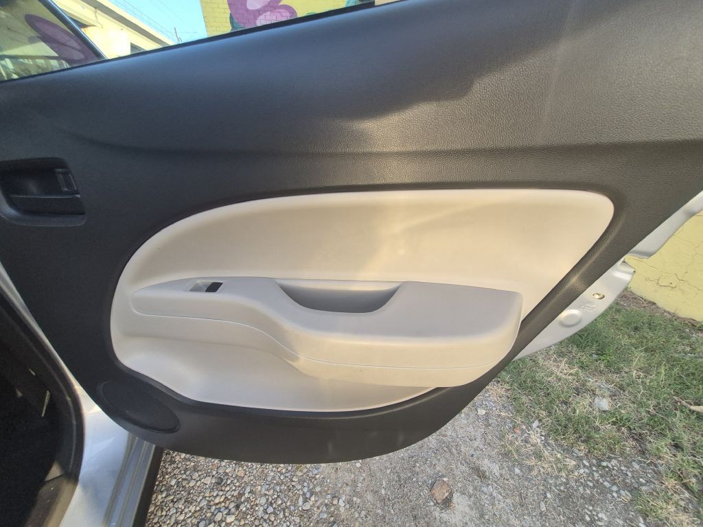 2019 Mitsubishi Mirage Image 20