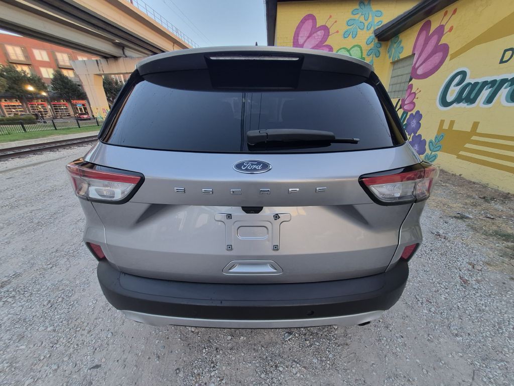 2021 Ford Escape Image 8