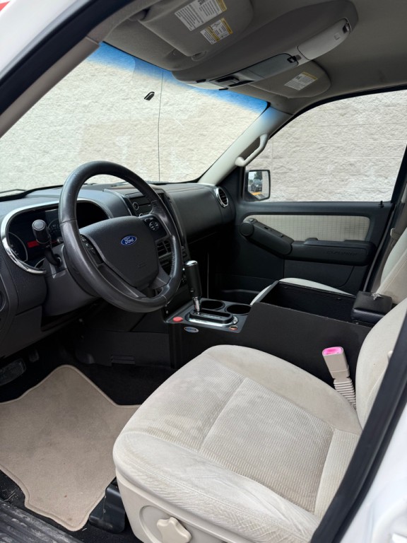2008 Ford Explorer Image 13