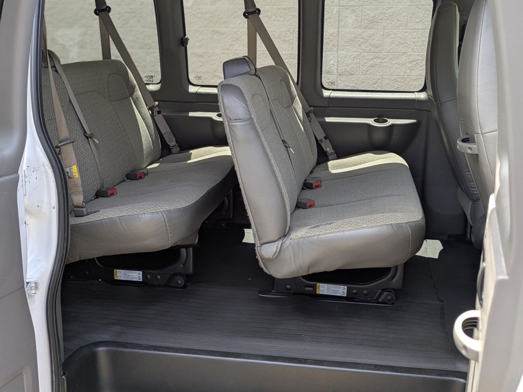2020 Chevrolet Express Image 6