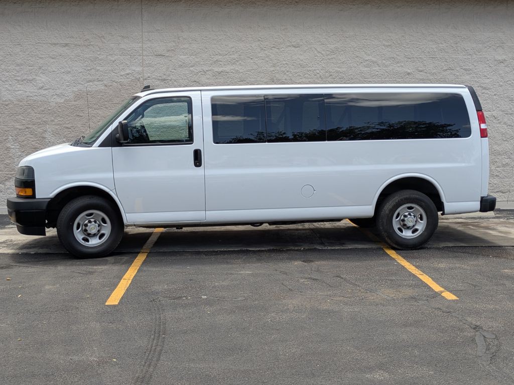 2020 Chevrolet Express Image 11