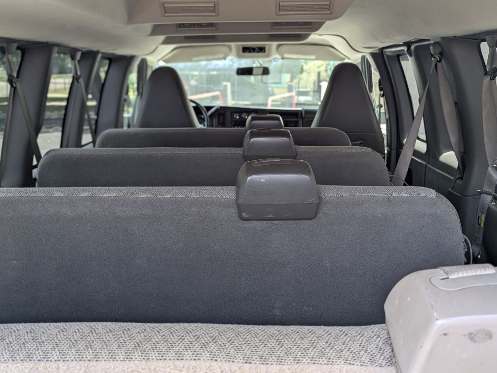 2020 Chevrolet Express Image 13