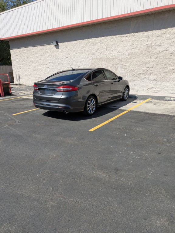 2017 Ford Fusion Image 10
