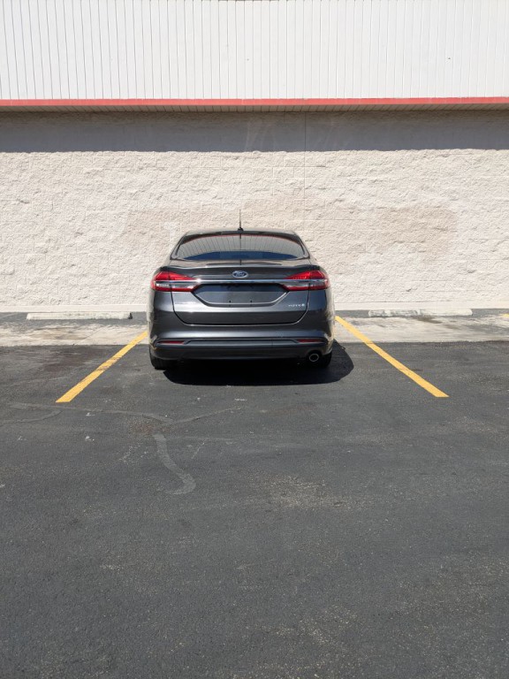 2017 Ford Fusion Image 11