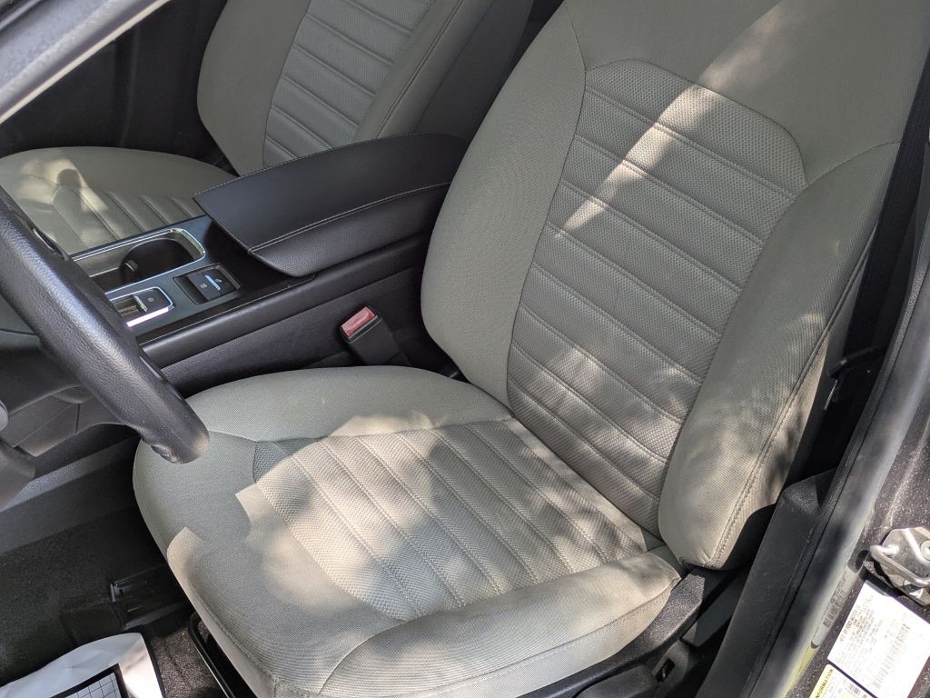2017 Ford Fusion Image 23