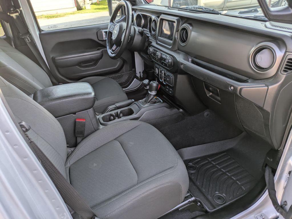 2022 Jeep Gladiator Image 24