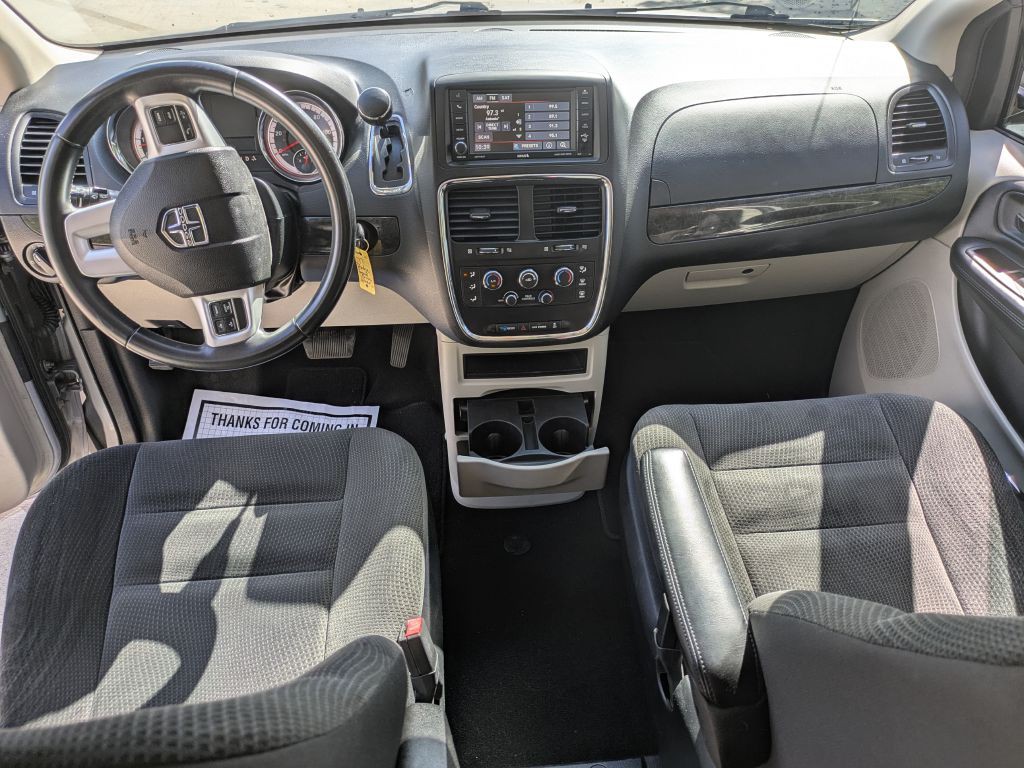 2017 Dodge Grand Caravan Image 12
