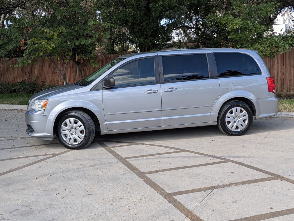 2017 Dodge Grand Caravan Image 5