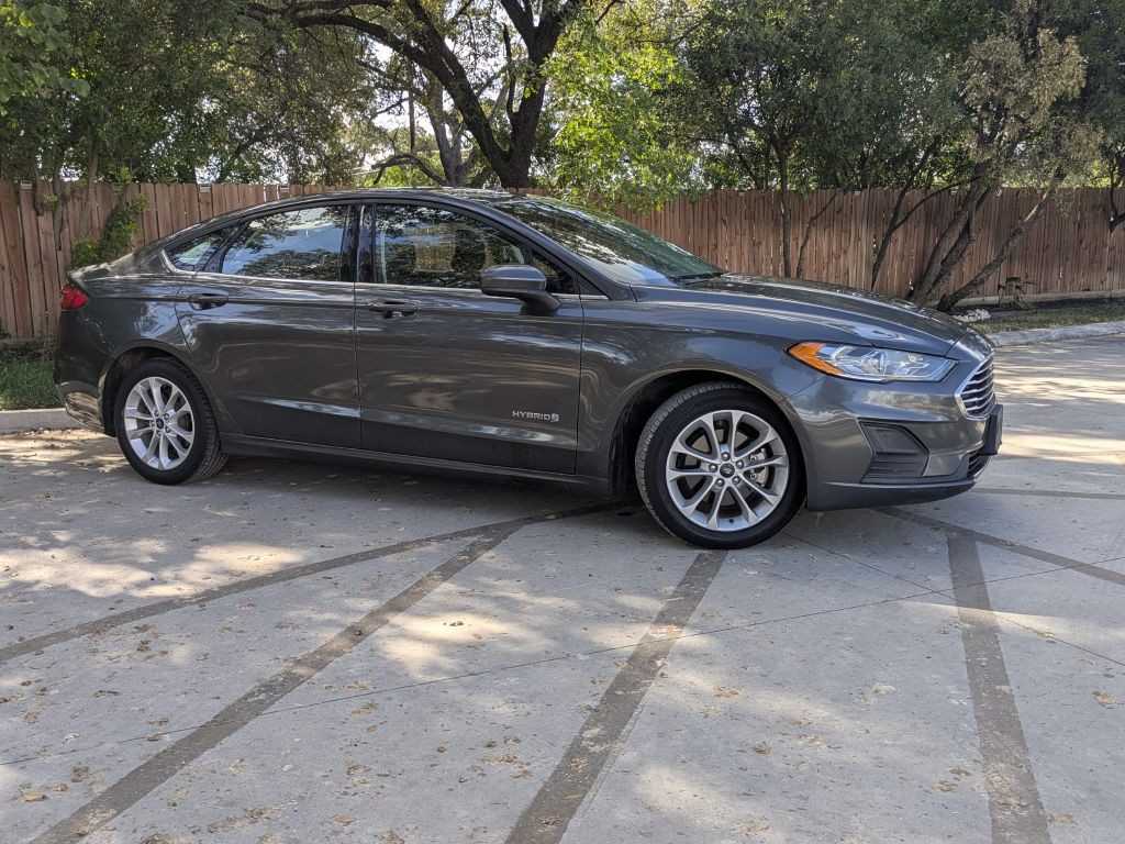 2019 Ford Fusion Image 16