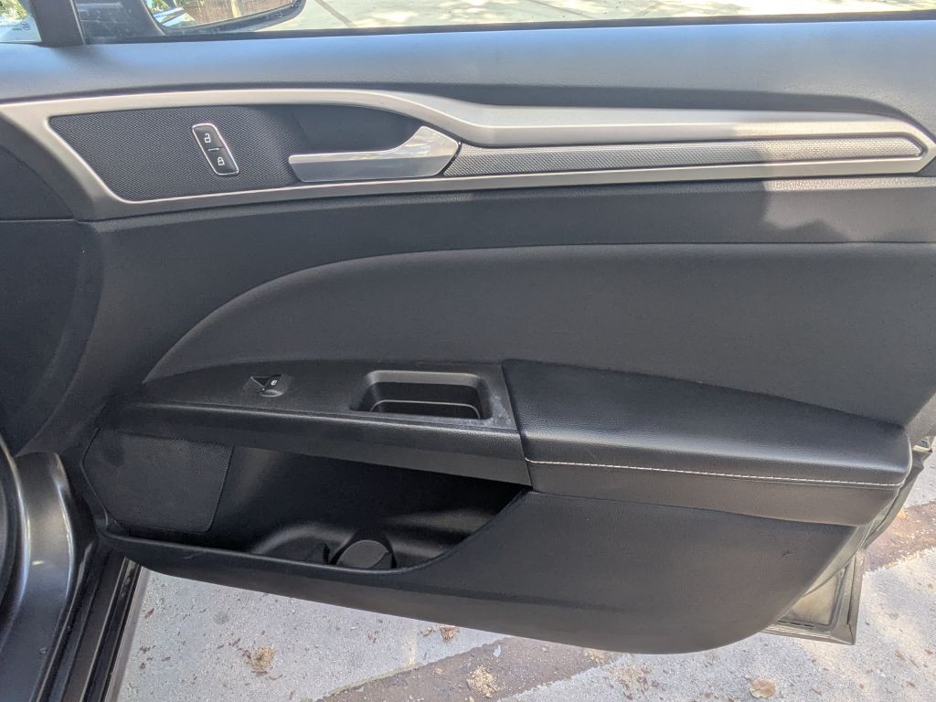 2019 Ford Fusion Image 20