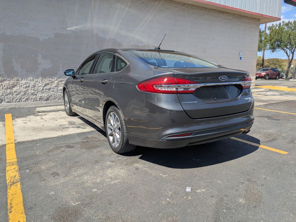 2017 Ford Fusion Image 10
