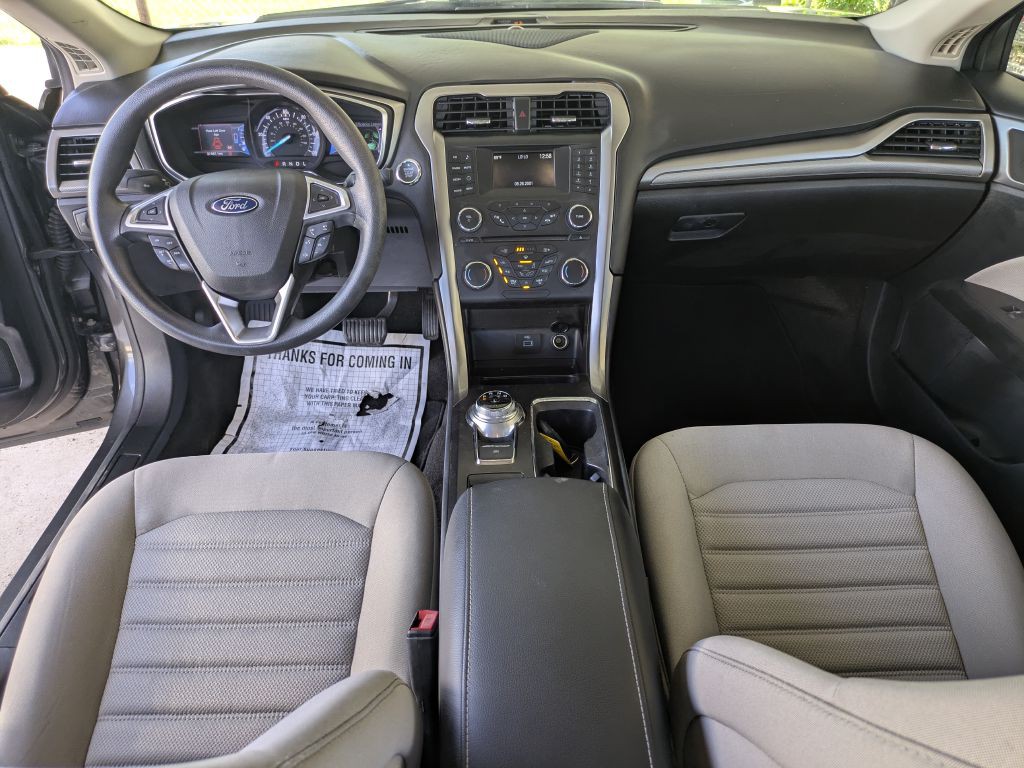 2017 Ford Fusion Image 26