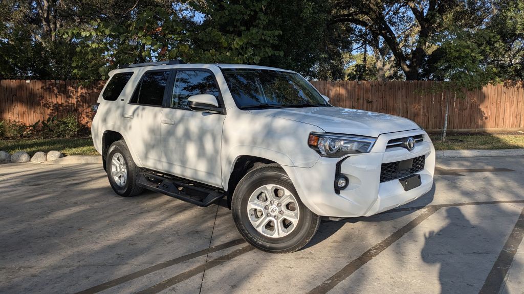 2023 Toyota 4Runner Image 2