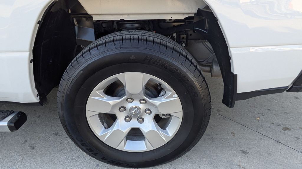 2023 RAM 1500 Image 10