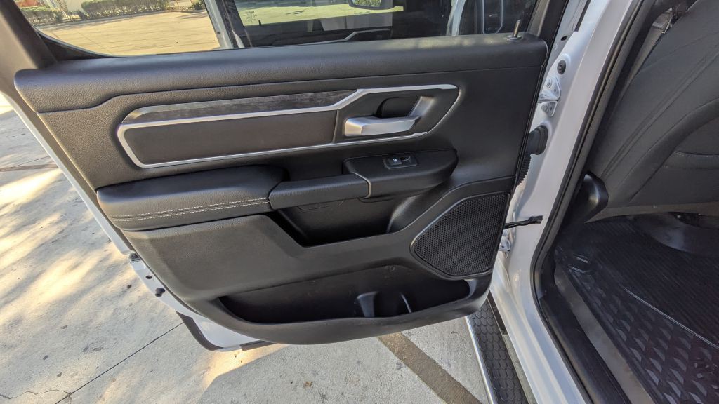2023 RAM 1500 Image 17