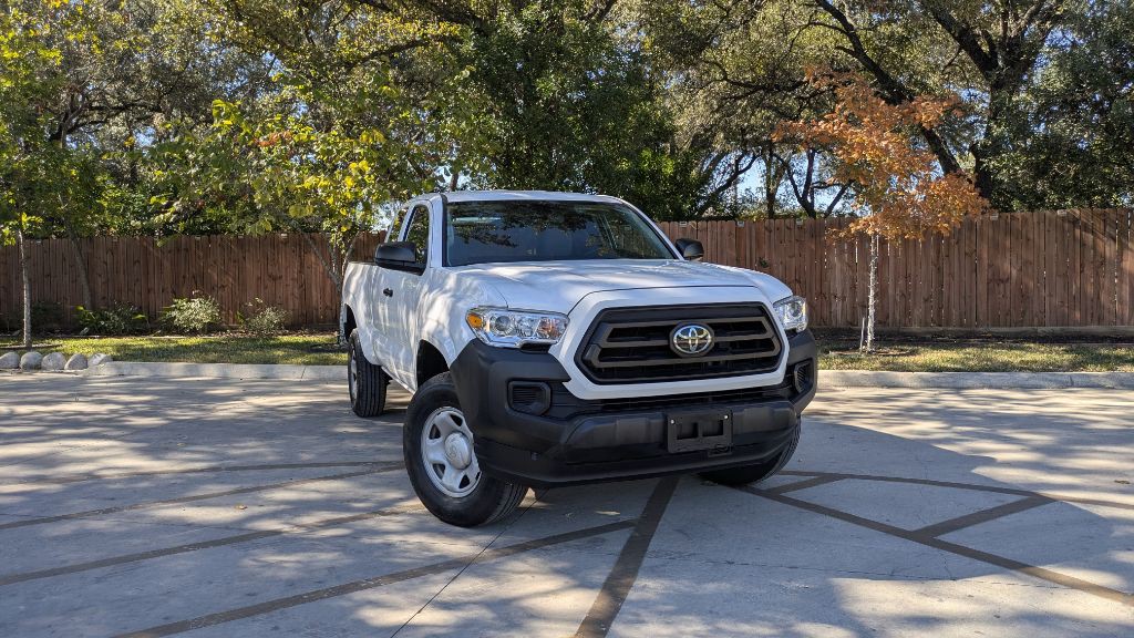 2022 Toyota Tacoma Image 2