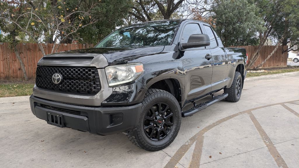 2020 Toyota Tundra Image 2