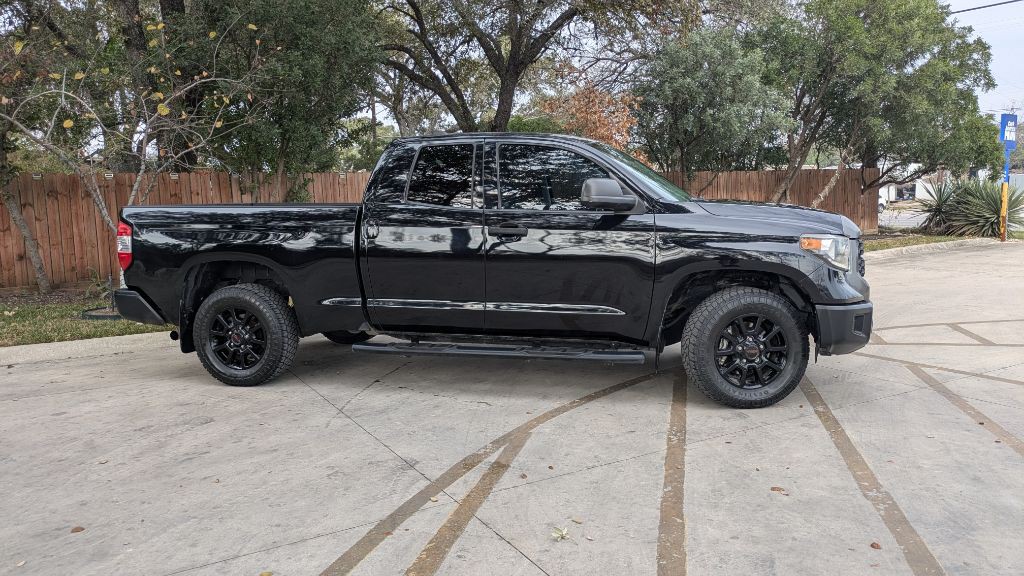 2020 Toyota Tundra Image 8