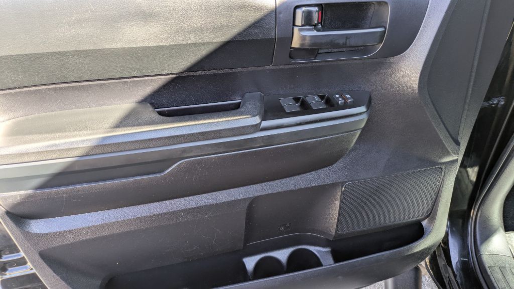 2020 Toyota Tundra Image 20